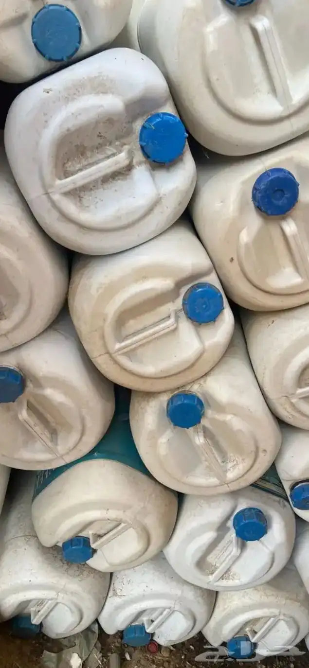 جراكل25لتركلوركس ودبات ماء5لتروتنك للطيور وأكياس دقيق 16