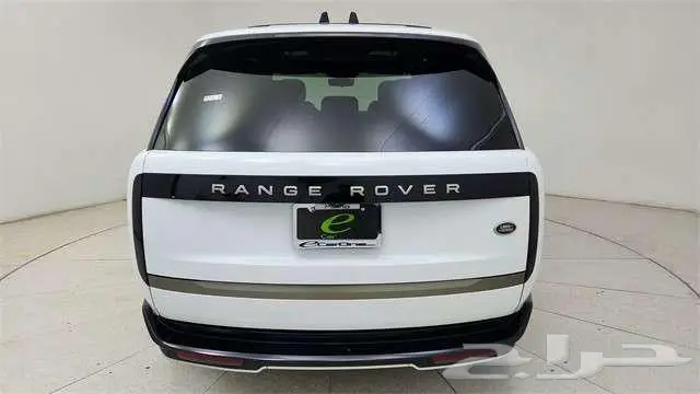 2023 Land Rover Range Rover SE عرض مميز 5