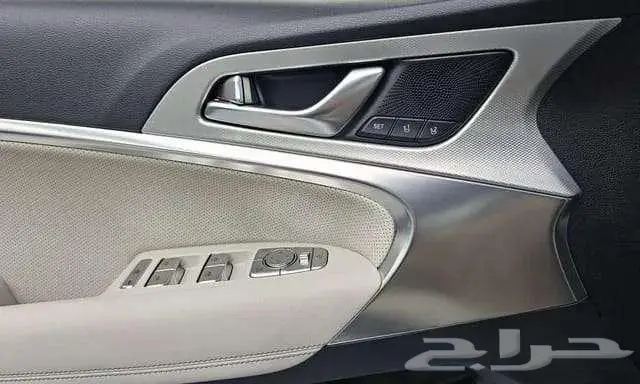 جنسيس - G70 - 2025 5