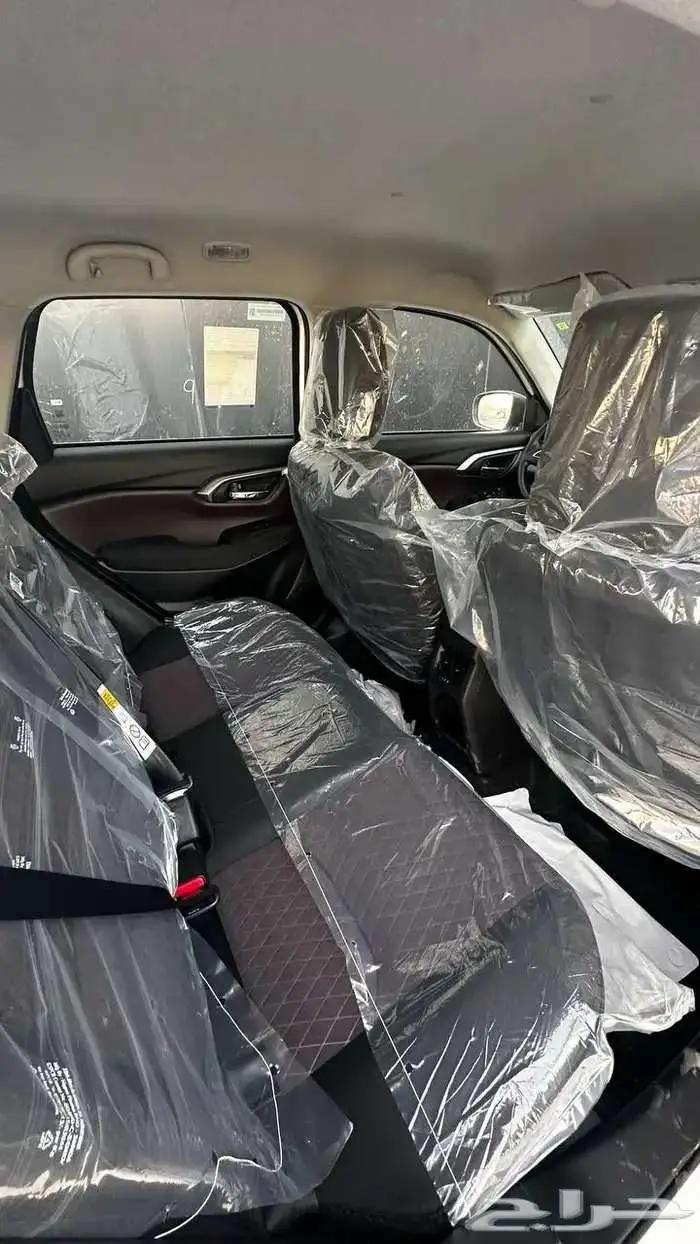 أوربان كروز استندر 2025 10