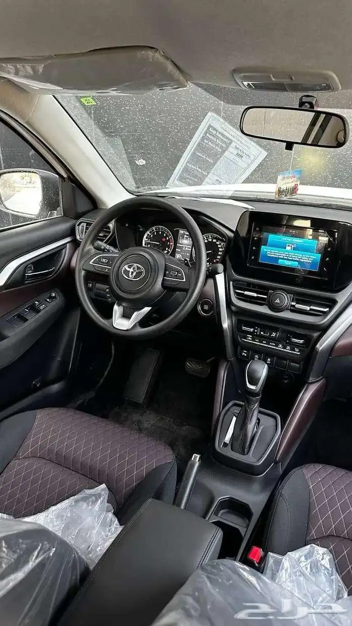 أوربان كروز استندر 2025 5