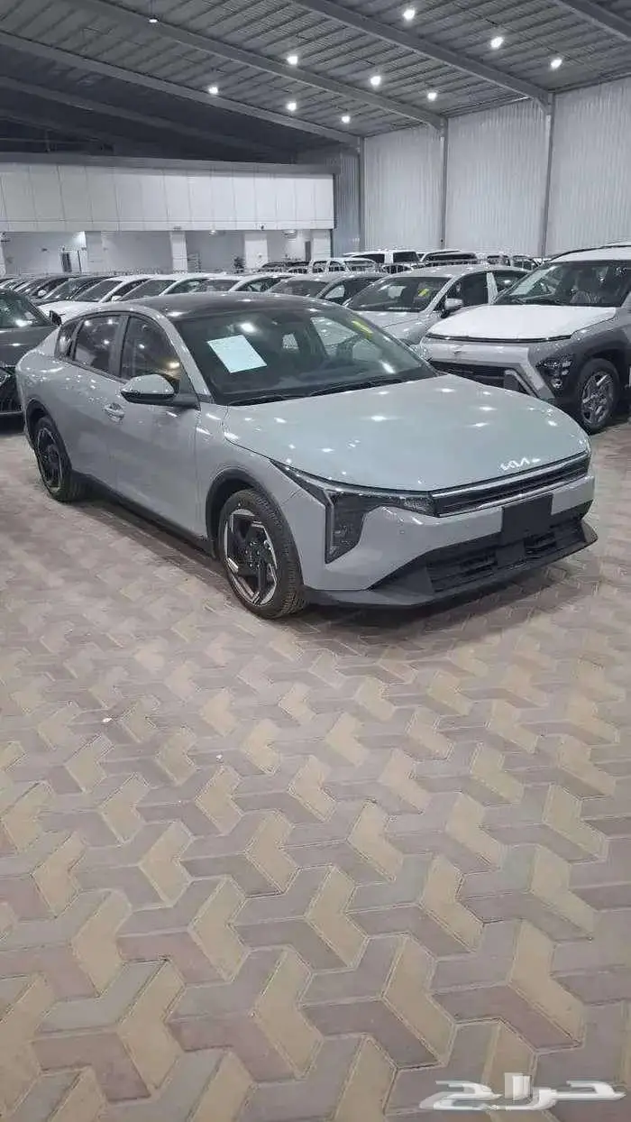 كيا K4 نص فل محرك 2.0 موديل 2026 5