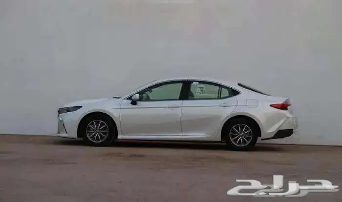 كامري E ستاندرد موديل 2025 بنزين حبه فقط 3