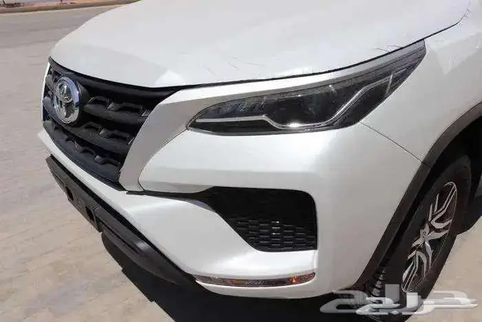 تويوتا فورتشنر gx2 13