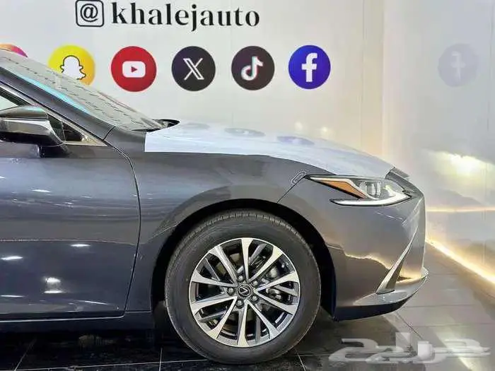 لكزس ES300H موديل 2025 كاش و أقساط 3