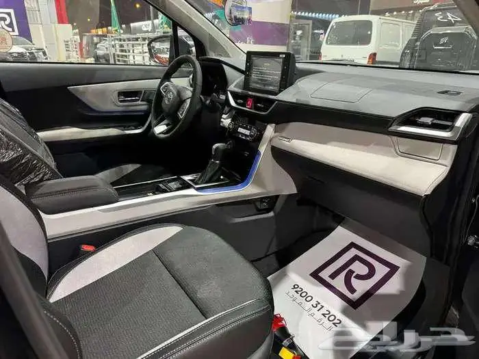 تويوتا فيلوز glx فل موديل 2025 4