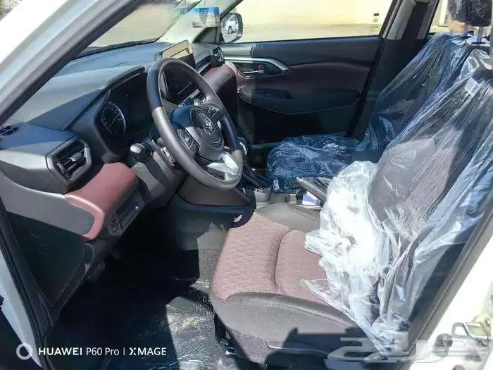 اوربان كروزر GL موديل 2025 بنزين حبه فقط لون ابيض لؤلؤي 9