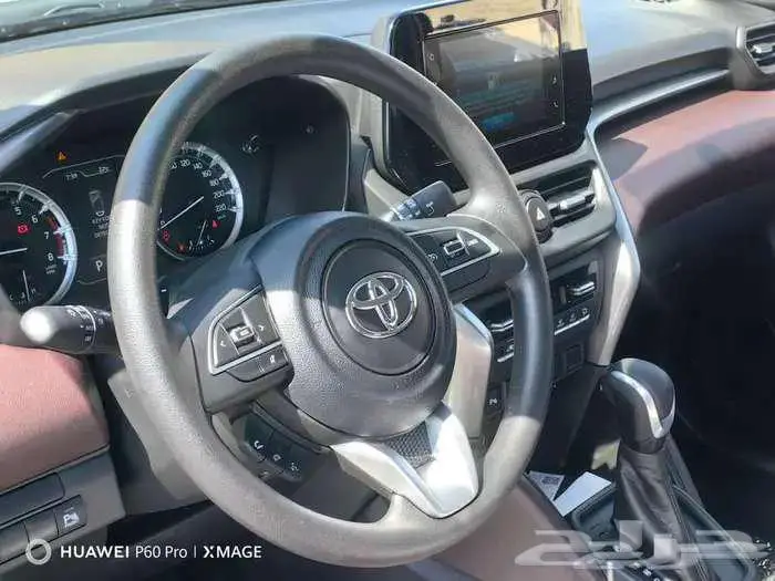 اوربان كروزر GL موديل 2025 بنزين حبه فقط لون ابيض لؤلؤي 14