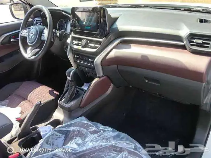 اوربان كروزر GL موديل 2025 بنزين حبه فقط لون ابيض لؤلؤي 21