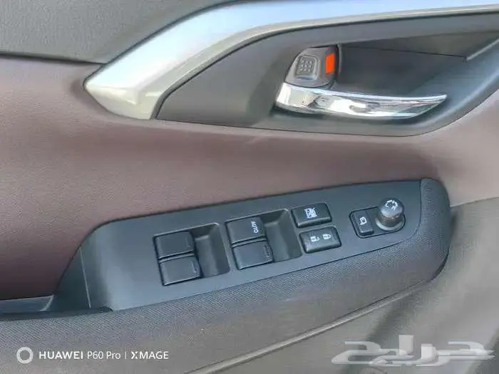 اوربان كروزر GL موديل 2025 بنزين حبه فقط لون ابيض لؤلؤي 17