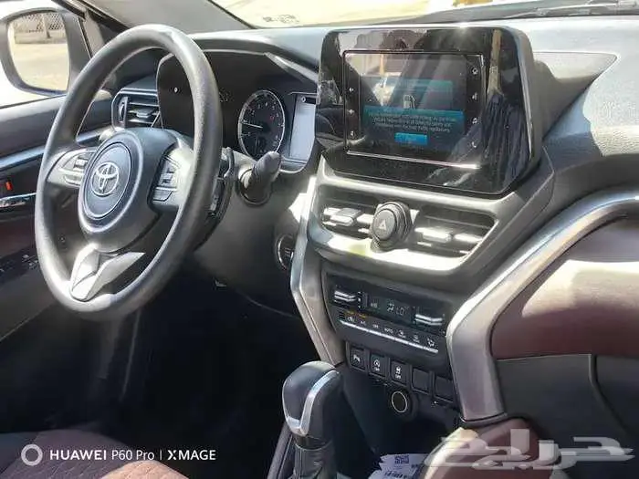 اوربان كروزر GL موديل 2025 بنزين حبه فقط لون ابيض لؤلؤي 18