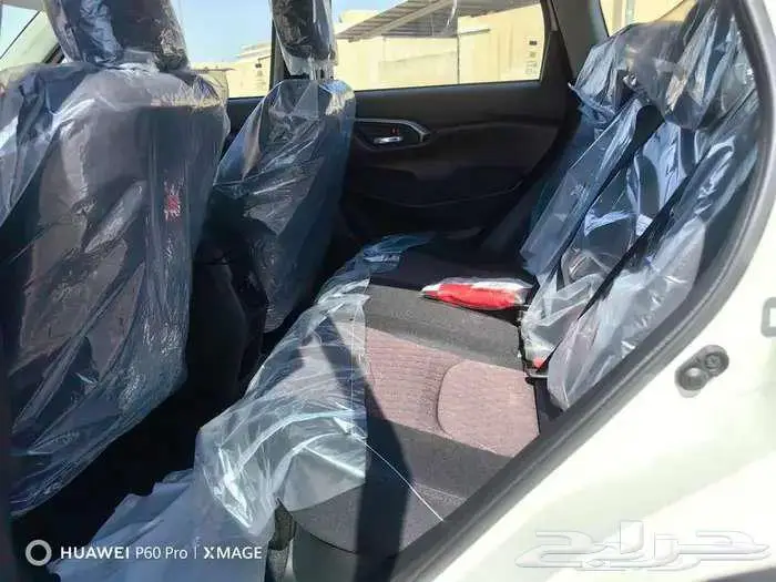 اوربان كروزر GL موديل 2025 بنزين حبه فقط لون ابيض لؤلؤي 25