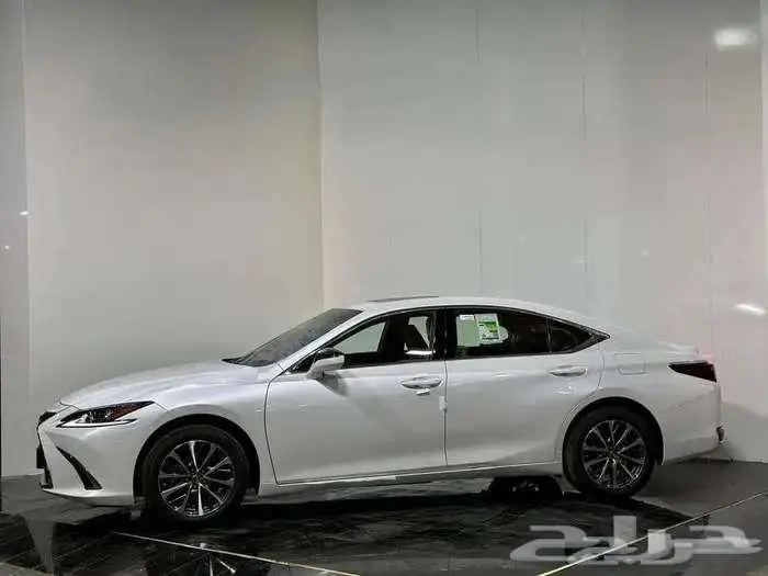 لكزس ES 250 AA موديل 2025 1