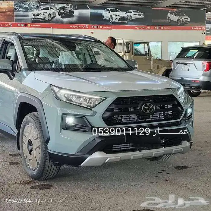 تويوتا راف فور ادفنشر بنزين 2025 1