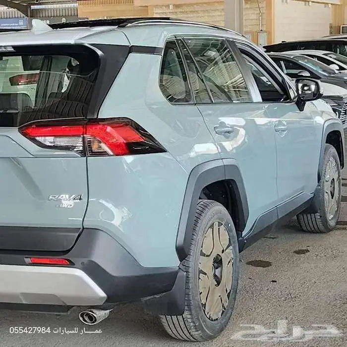 تويوتا راف فور ادفنشر بنزين 2025 22