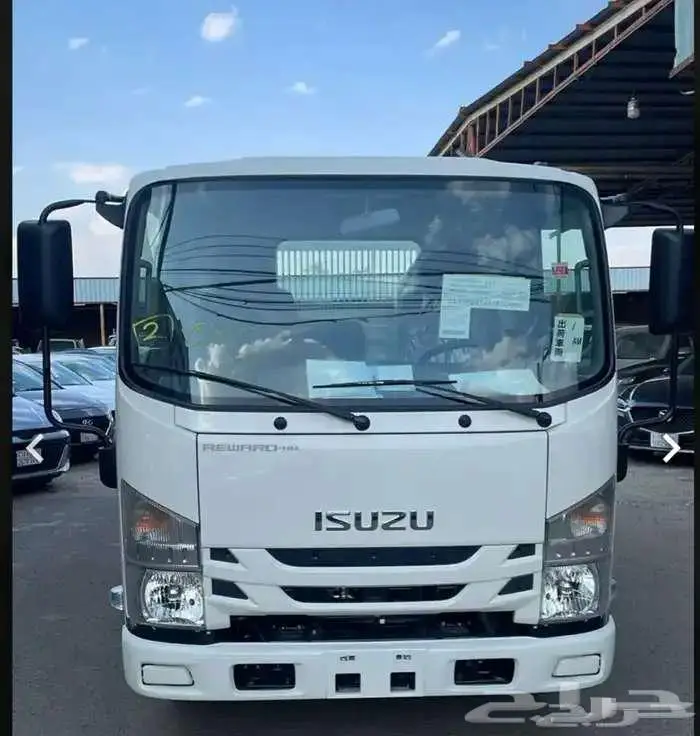 ايسوزو قلاب 3 طن و 5 طن موديل 2025 1