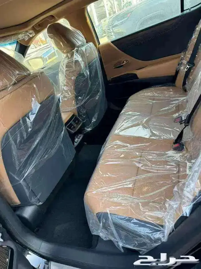 لكزس ES 350 cc نص فل 2025 بريمي كاش واقساط 12