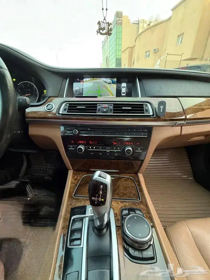 بي أم 730IL موديل 2015 6