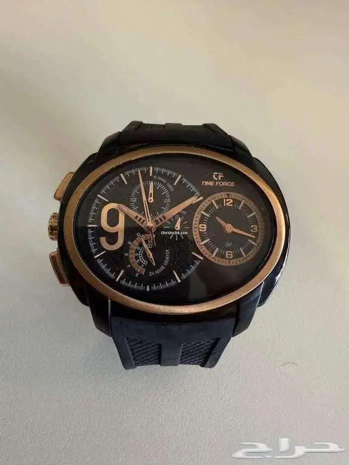 ىساعة نادرة بتوقيع رونالدو ..للبيع أو البدل 0