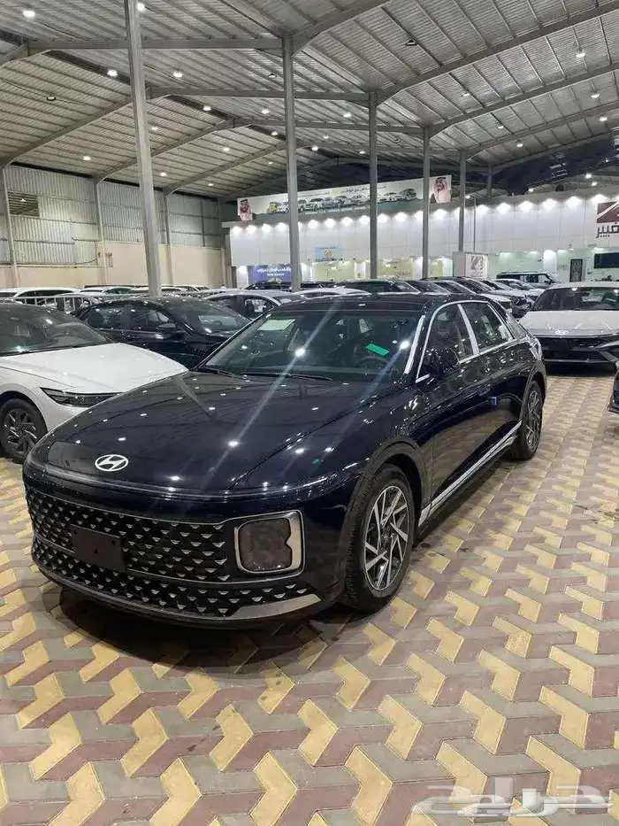 هيونداي ازيرا كلاسيك موديل 2025 بسعر 140500 بالضريبه 3