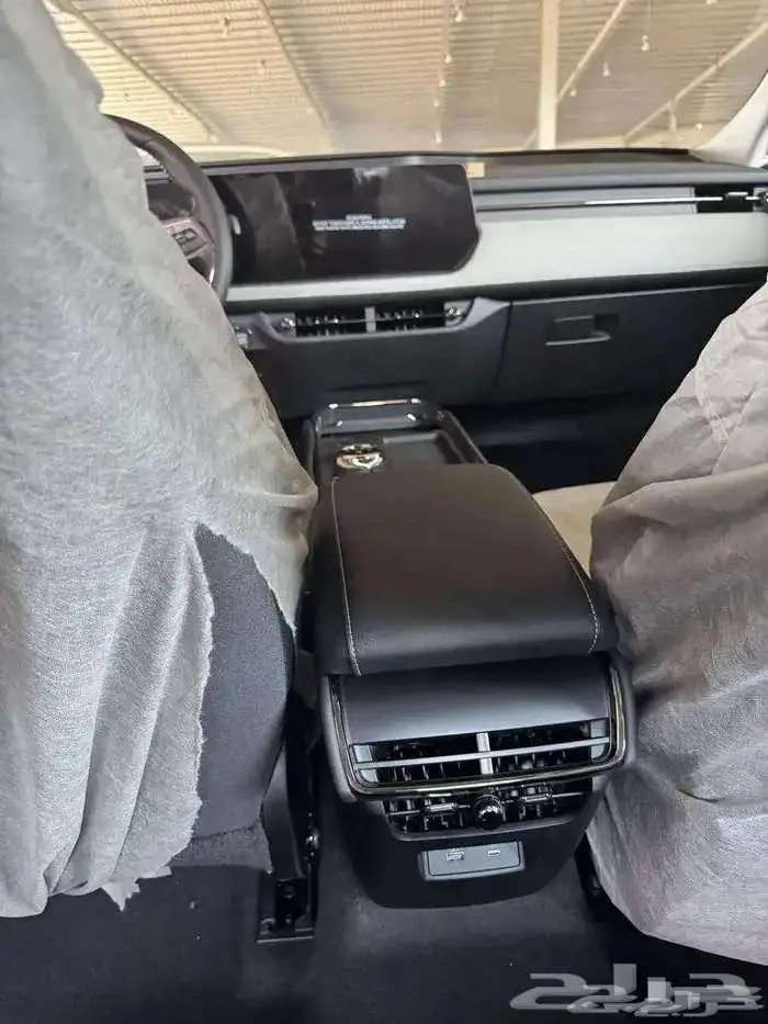 فورد تورس امبيانتي موديل 2026 8