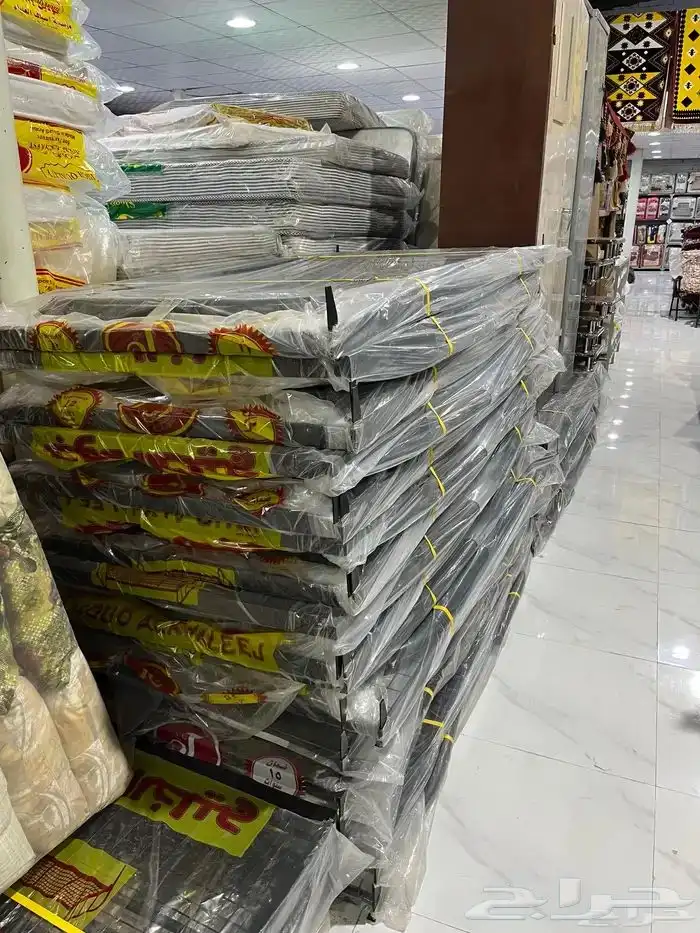 مراتب و بطانيات و مخدات و دواليب بسعر الجملة والقطاعي 1