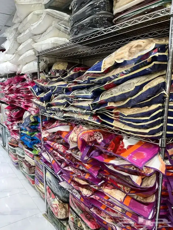 مراتب و بطانيات و مخدات و دواليب بسعر الجملة والقطاعي 11