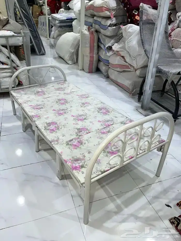 مراتب و بطانيات و مخدات و دواليب بسعر الجملة والقطاعي 5