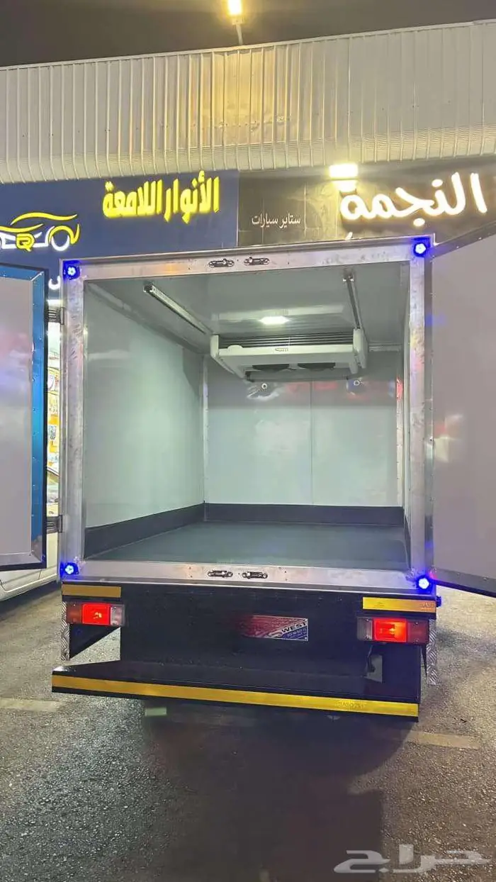 تاجير سيارات نقل جاف ومبرد ومثلج 2