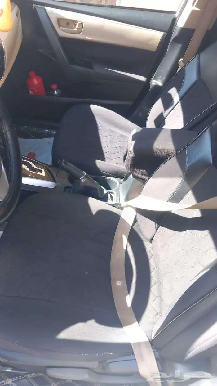 تايوتا كورولا موديل 2015 اللون لولوي 5