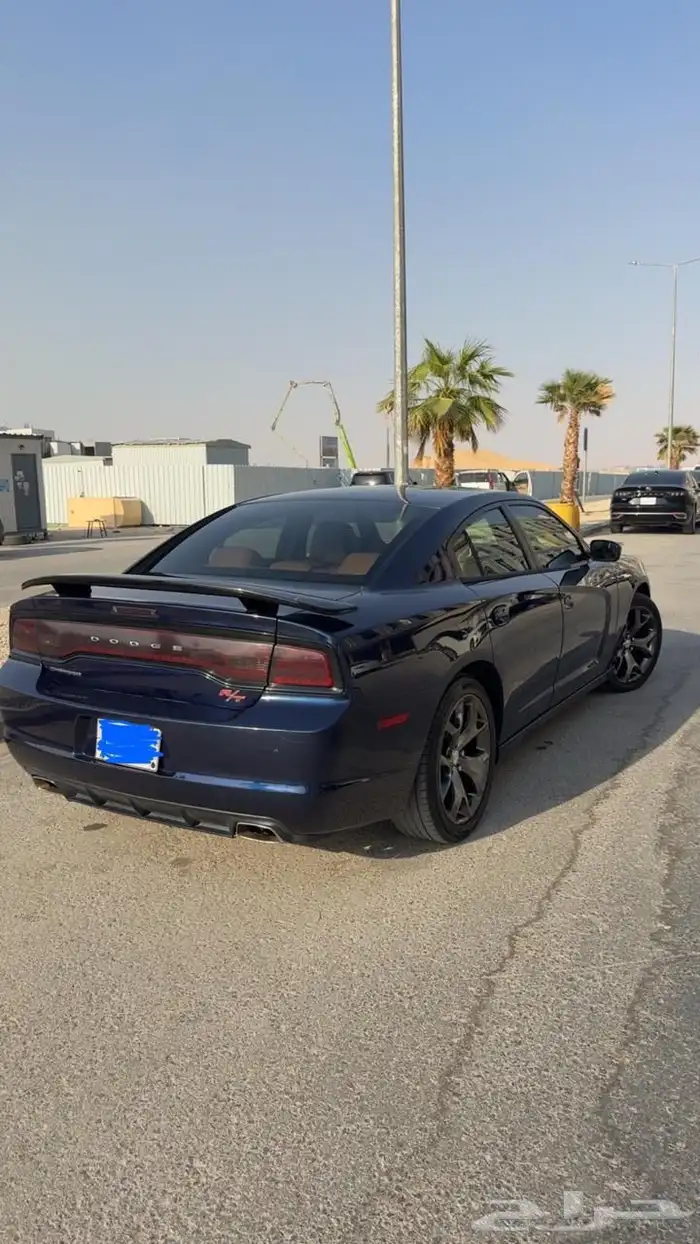 دودج شارجر فل كامل نظيف ونشيط ومتماسك صيانة أول بأول 12