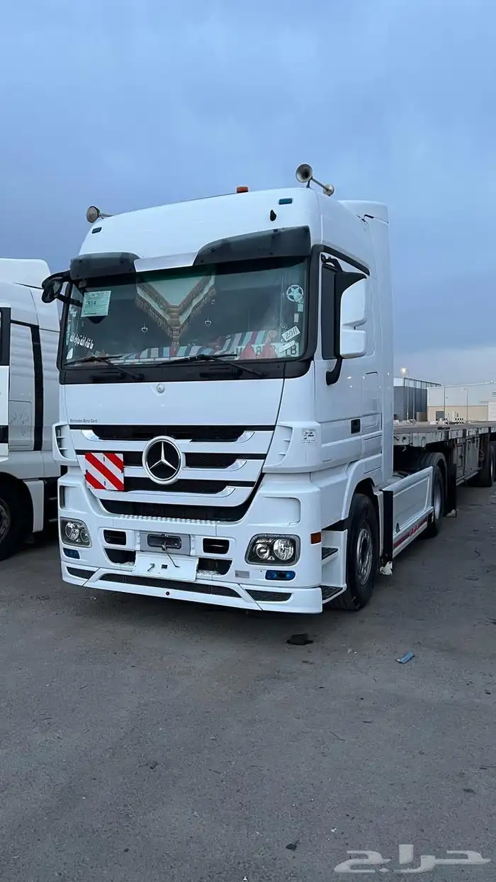 شاحنه اكتروس مديل 2011 0