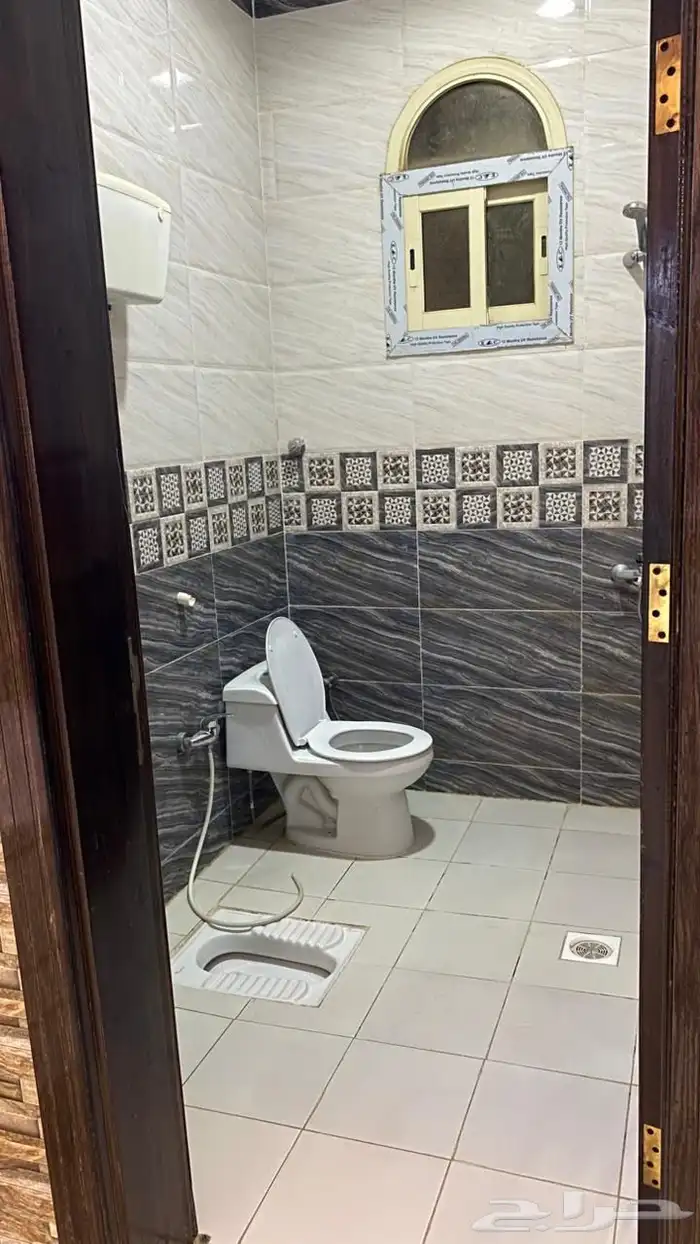 شقة للأجار الشهري العقيق 7