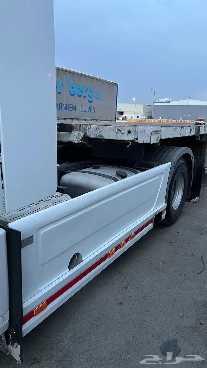 شاحنه اكتروس مديل 2011 10