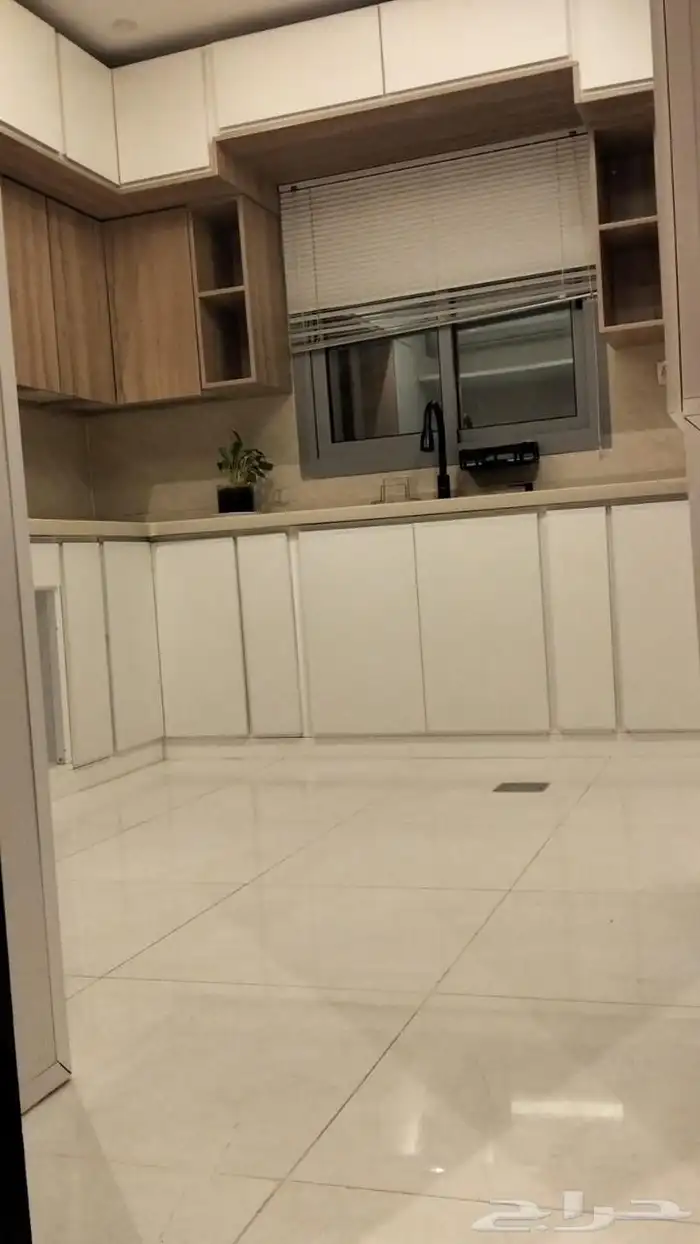 شقة 5 غرف للايجار 8