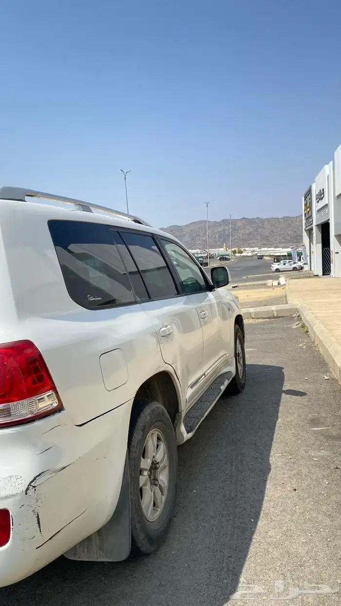 لاندكروز 2010 للبيع ممشى 425 وقابل لزياده 3