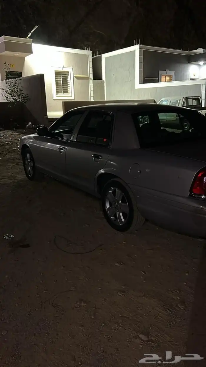 فورد كراون فكتوريا2011 امريكي 5