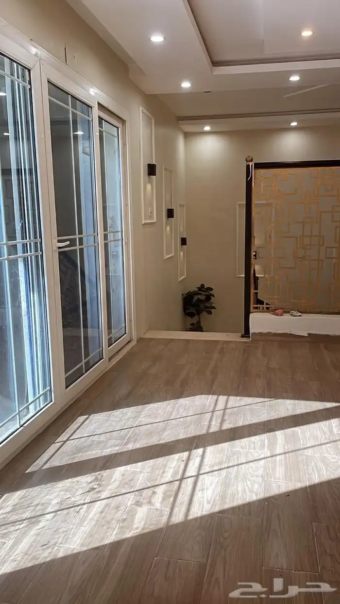 فيلا روف (( للإيجار )) 9