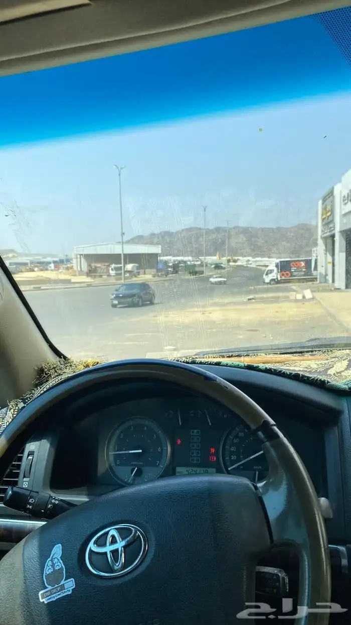 لاندكروز 2010 للبيع ممشى 425 وقابل لزياده 8