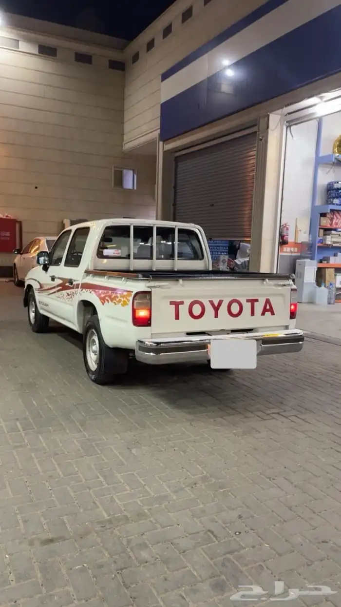 للبيع هايلكس 2002 2