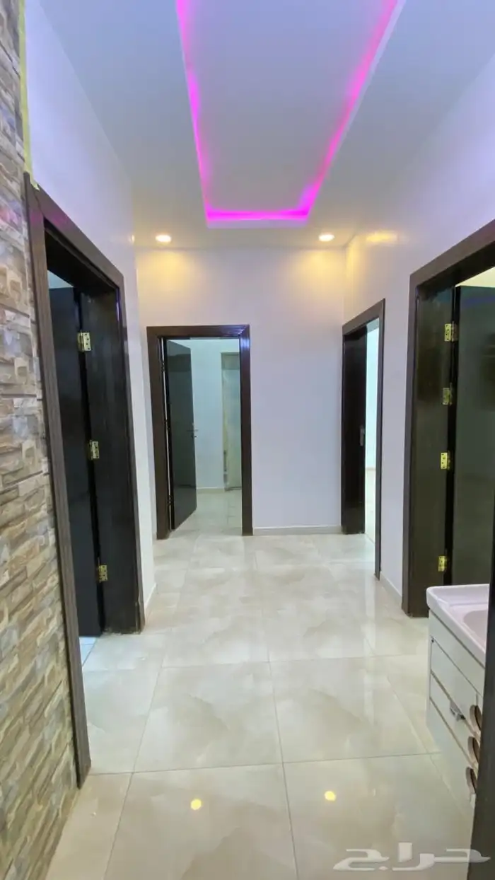 شقة للأجار الشهري العقيق 0