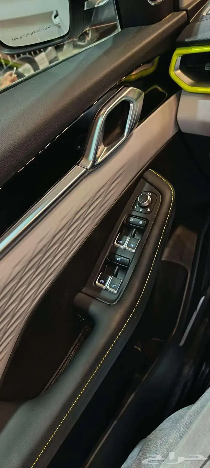 جيلي كولراي نص فل 2025 12