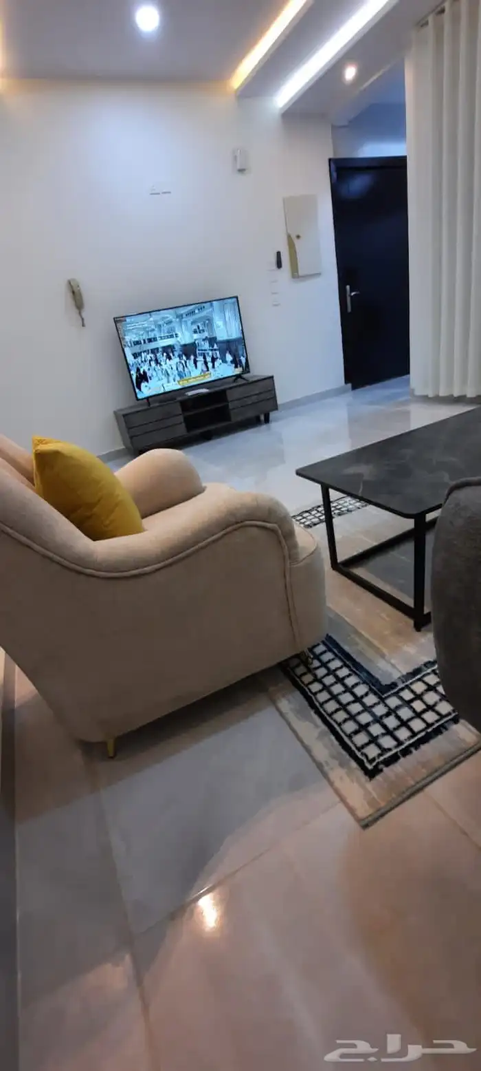 غرفة وصالة مفروشة عوايل للايجار الشهري 1