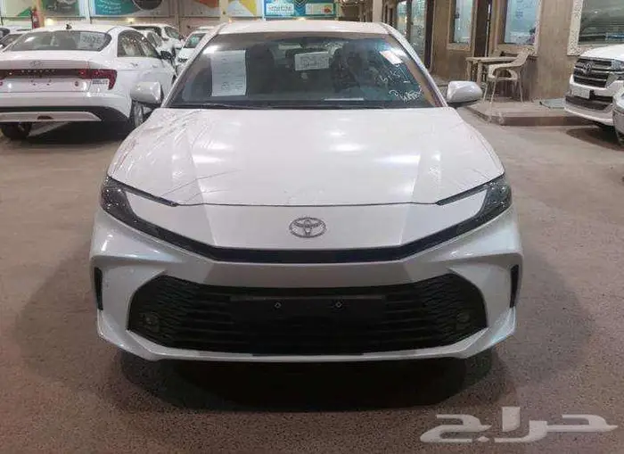 تويوتا كامري E 2025 بنظام الإيجار المنتهي بالتمليك اقساط 0