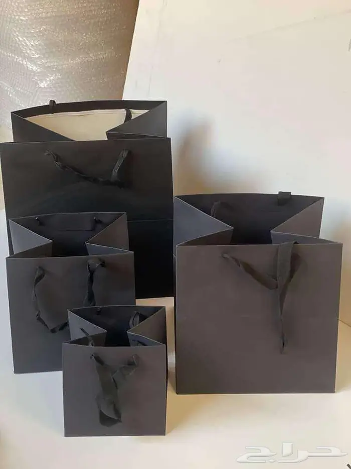 اكياس هدايا سوداء 1