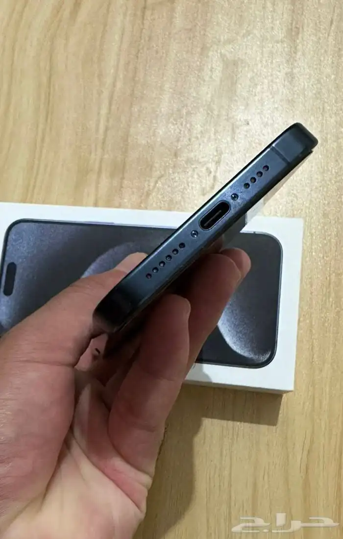 ايفون 15 بروماكس 256 جيجا اللون الازرق الغامق البطاريه 91 2