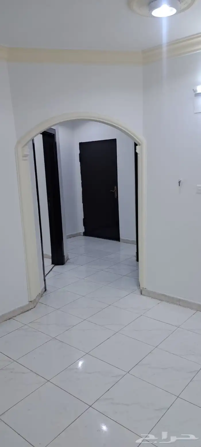 للإيجار شقه 4غرف وصاله ومطبخ وحمامين الدور 2الشهري2500 10