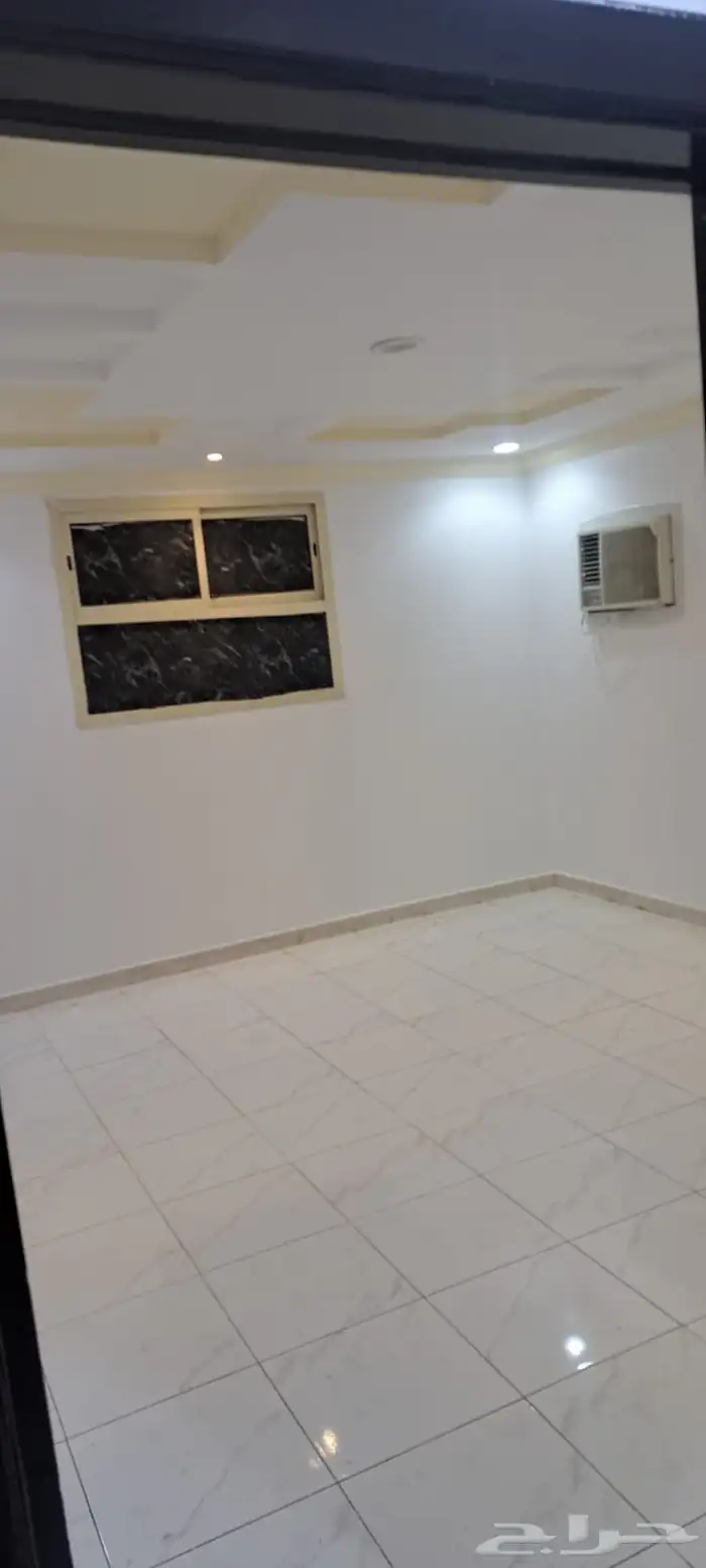 للإيجار شقه 4غرف وصاله ومطبخ وحمامين الدور 2الشهري2500 3