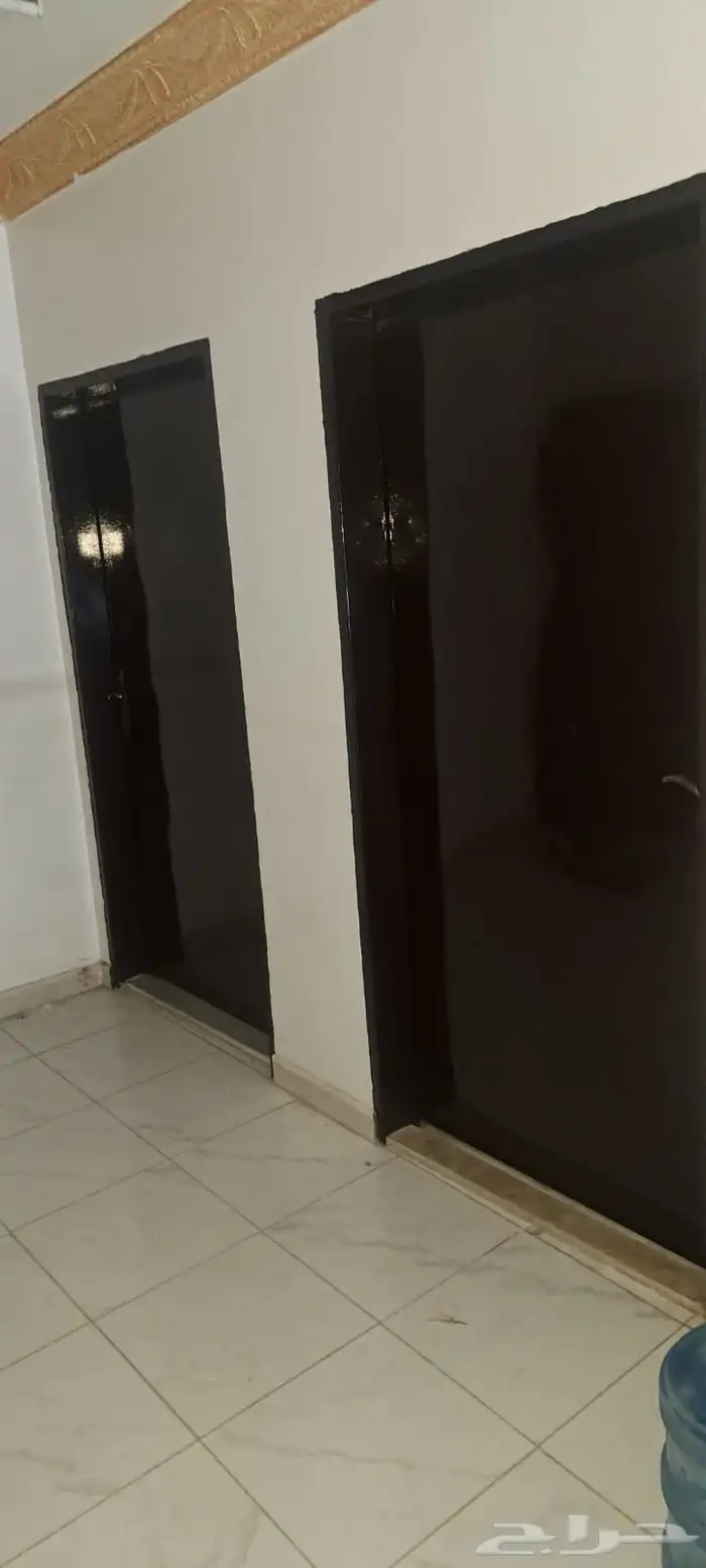 للإيجار شقه 4غرف وصاله ومطبخ وحمامين الدور 2الشهري2500 13