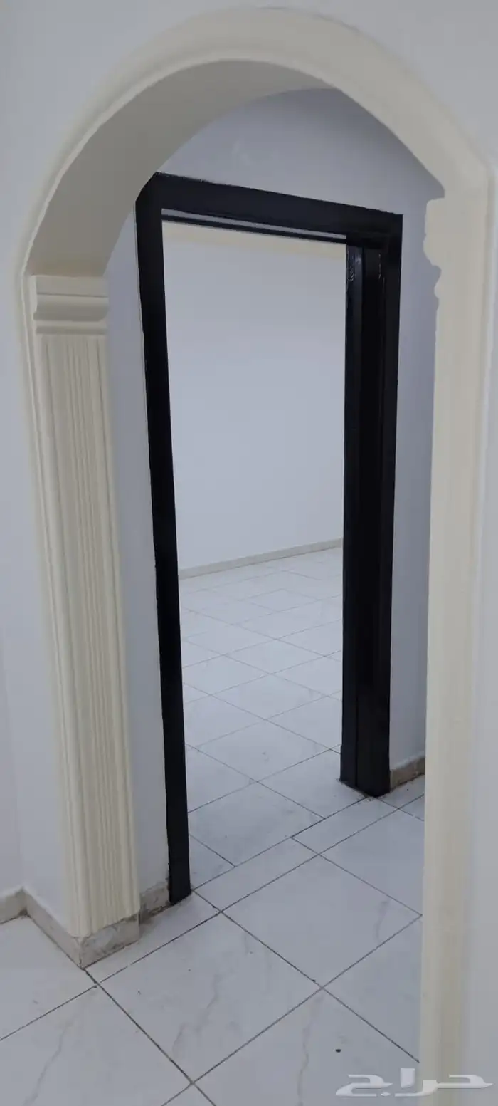 للإيجار شقه 4غرف وصاله ومطبخ وحمامين الدور 2الشهري2500 16